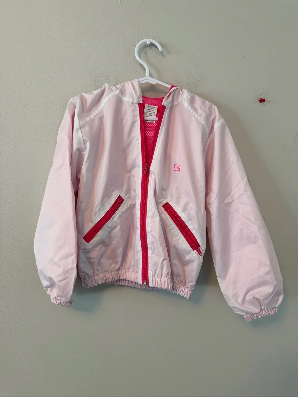 Set Athletics Light Pink Hooded Windbreaker Jacket with Pink Accents